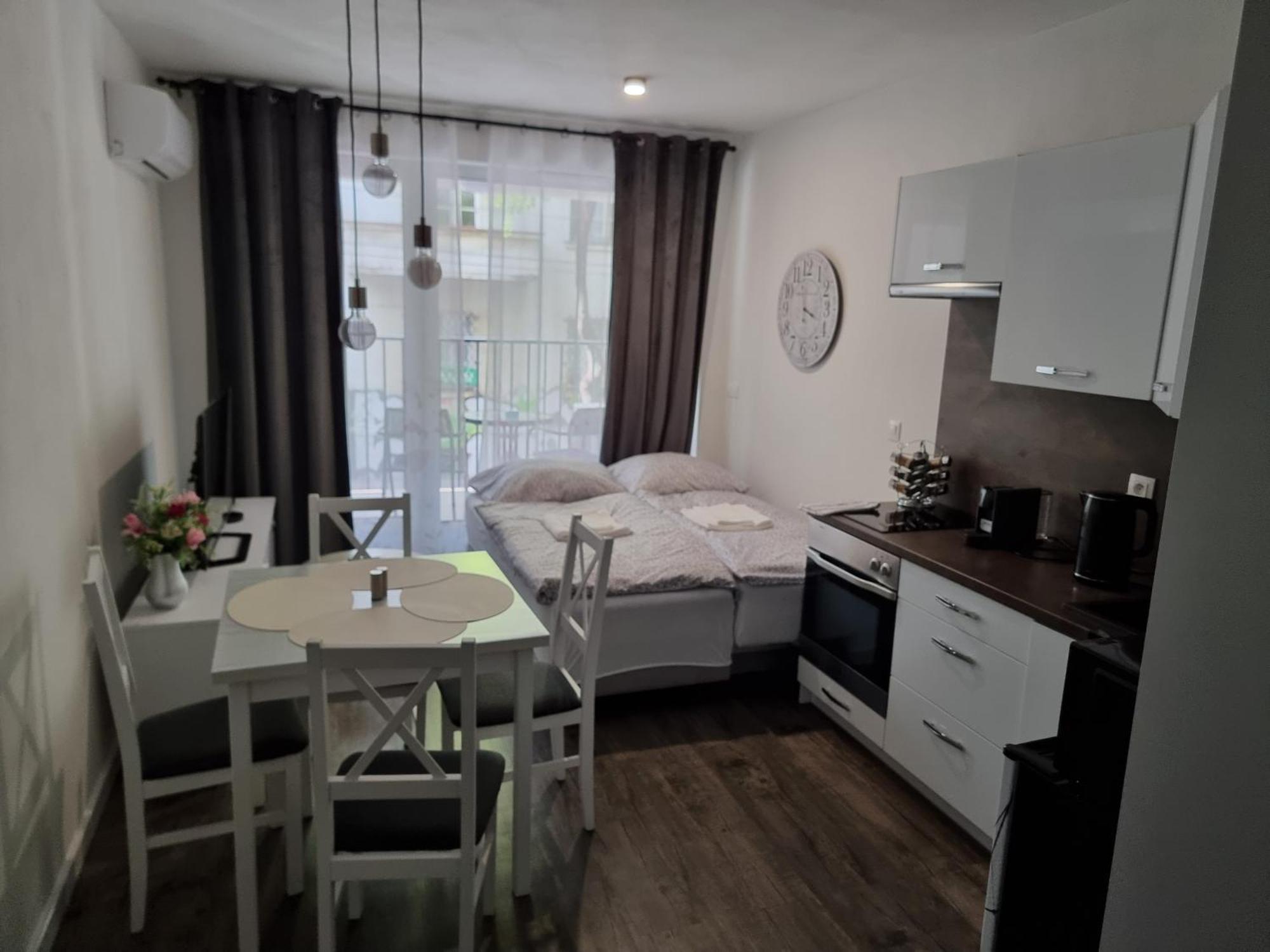 Apartman - Centrum Bratislava Exteriör bild
